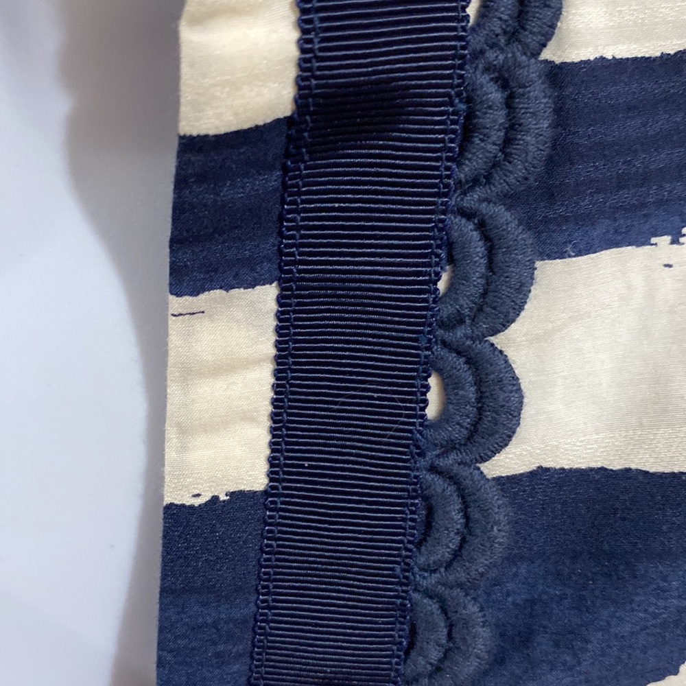 Vineyard Vines Blouse - Picture 2 of 8